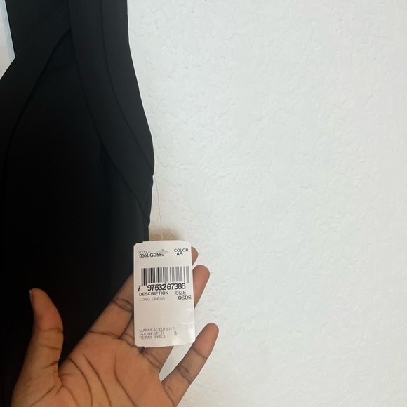 Aidan Mattox Crepe Halter Gown Plunging Illusion V-Neckline Dress - Picture 9 of 11